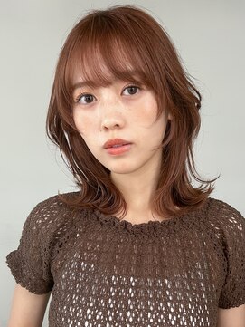 トレス(TRESS) ミディアム くびれレイヤー ミルクティーブラウン 表参道