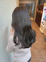 エルサフィロ ヨドヤバシ(el zafiro yodoyabashi)&nbsp;くびレイヤー前髪髪質改善小顔レイヤーロング20代30代40代50代