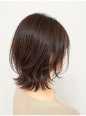 立体感叶う外ハネレイヤーミディアムスタイル