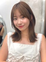 ガーデントウキョウ(GARDEN Tokyo)&nbsp;くびれヘア ミディアムレイヤー 透明感カラー ブラウンカラー
