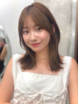 ガーデントウキョウ(GARDEN Tokyo) くびれヘア ミディアムレイヤー 透明感カラー ブラウンカラー