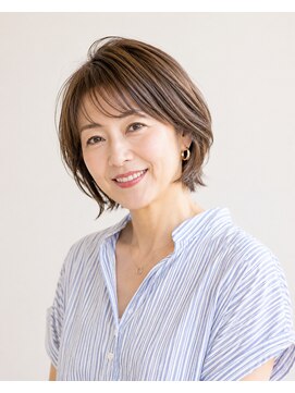 アヴァンス プロデュース バイ エガオ 大阪梅田店(AVANCE. PRODUCED by EGAO) 大人の女性に似合うボブスタイル【髪質改善】