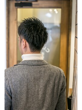 クローバー(CLOVER) ツーブロック立ち上げショート