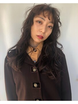 トレス(TRESS) 《スウィングスタイル》ミディアムレイヤー