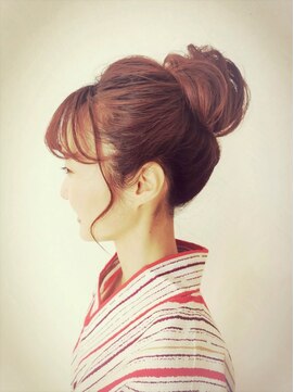 ヘアメイクアンドフォトスタジオ ベストシーン 有楽町 東京交通会館 浴衣に似合うヘアアップ