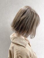 ジーナ 勝どき(Zina)&nbsp;暗めカラー/ココアベージュ/デザインカラー/クラゲヘア【丸山】