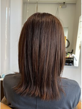 アンリ(anri) ナチュラル外ハネ