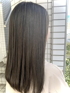 サロンドクロエ(Salon de Chloe) ブリーチなしでカラー__ワンカラー__透明感カラー__グレージュ色