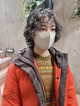 ジェノ(JENO by apish) 黒髪/グレーベージュ/レイヤーロング/前髪パーマ