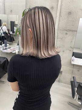 リノート バイ エゴル 名古屋(LINOET by ENGOL) 【LINOET名古屋】手島カミラ ホワイト系のアンブレラカラー