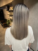 サニー 渋谷(SUNNY) バレイヤージュ、ハイライト、レイヤーロング、グレーベージュ