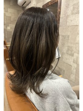 ヘアサロン アプリ(hair salon APPLI) 表面レイヤーアッシュ系カラー♪