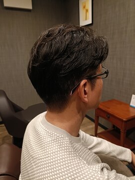 コトノハ 新屋敷町店(kotonoha) メンズパーマセンターパートスタイル