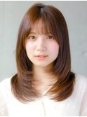 シースルーバング×内巻きロングレイヤー×透明感ブラウン