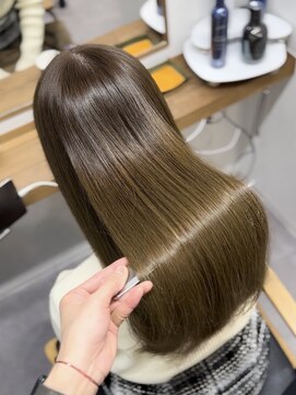 ファーストステップ 表参道(FIRST STEP) 髪質改善で作る透明感カラー/髪質改善トリートメント/ウルトワ