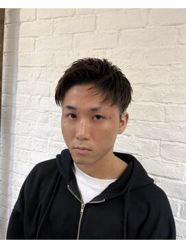 チョビー(Chobii) 表参道 メンズヘア メンズカット ショートアップバング