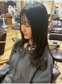 ナチュラルストレートロング/シースルーバング/レイヤーカット