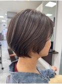 ★30代40代50代/白髪ぼかしハイライト/ショートボブ
