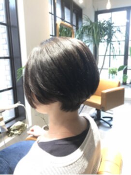 グラム ヘアー(glam hair) ツヤツヤボブ