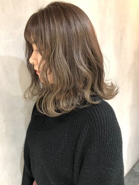 アルバム 渋谷パルコ(ALBUM) シアグレージュロブ_外ハネボブアッシュブラウン_ba269653