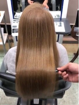 ロコファクトリー(ROCO Factory) サラ艶ストレートロング★明るめカラー