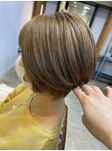 重めショートボブ