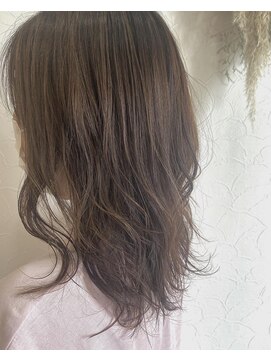 ロニ(Roni) 透明感カラー