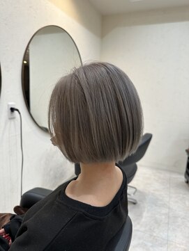 エリス ウメダ(Eliss umeda) シルバーアッシュ
