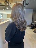 ライリー(riley)&nbsp;アッシュベージュカラー