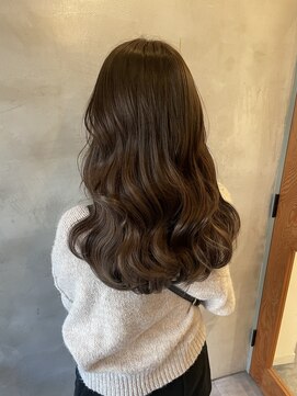 リリアーナ(LILIANA) ベージュカラー アッシュカラー 髪質改善 イルミナカラー 池袋