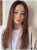 前髪なしセンターパート小顔レイヤー顔まわりカットロングヘア
