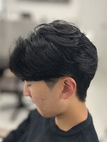 バース 梅田中崎町店(BIRTH)&nbsp;ニュアンスパーマセンターパートフェザーパーマ韓国メンズパーマ