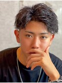 アップバング短髪ツイストスパイラルブリーチパーマツイスパ