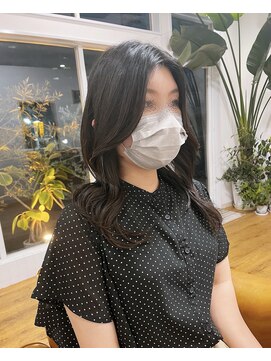 コムヘアー(COM HAIR) くびれヘア。