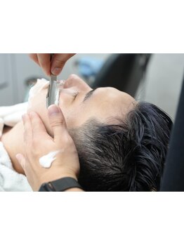 【カット(シェービング込)4500円】自分でも気づかなかった魅力を最大限引き出しワンランク上の仕上がりに★