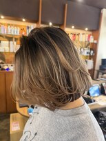 アルグラーテ (Arglarte)&nbsp;バレイヤージュ/ボブ/ベージュカラー