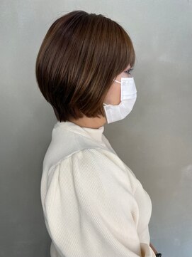 可愛さも叶う。大人の柔らか丸みショート