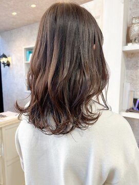 キャアリー(Caary) 福山市美容室Caaryナチュラルブラウン秋カラーセミロングヘア