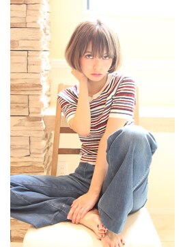 レウナ 外苑前(Reuna) 黒髪グレージュ・ニュアンスボブでおとな可愛いく