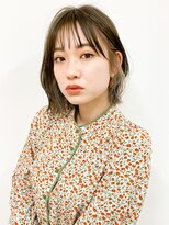 【mee.】オオニシ　前髪　イヤリングカラー　ボブ　外ハネ