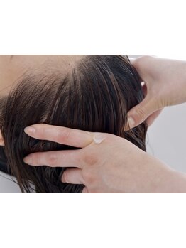 美髪効果にも繋がるARURUのヘッドスパはやみつきになる事間違いなし！至福のひと時をお過ごしください。