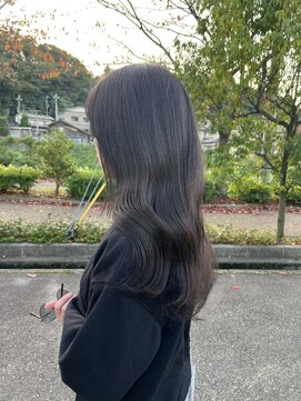 クルール(couleur) グレージュ