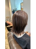 【知野】白髪ぼかしハイライト×外ハネミディアム