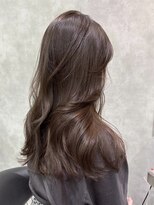 シティ(CITY)&nbsp;ダークグレージュ レイヤーカット 表参道