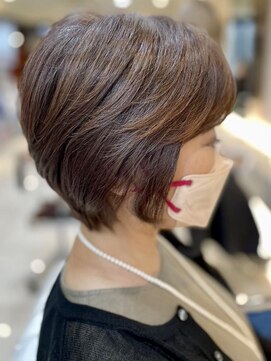 ザビー(THE B) 本八幡×ショートボブ×ミセス