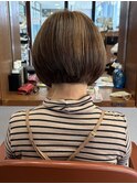 前下がりボブ　明るい白髪染め　白髪ぼかし