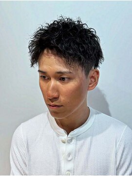 横浜ツイストスパイラルパーマメンズパーマツーブロックショート