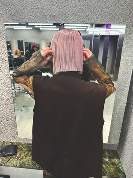 エン 栄店(enne) ハイトーンボブ ピンク