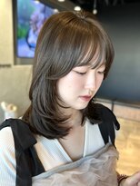 ガーデントウキョウ(GARDEN Tokyo)&nbsp;ミディアムレイヤー/オリーブグレージュ/顔周りカット