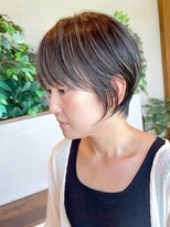 モアナ バイ ヘッドライト 大和店(Moana by HEADLIGHT) #ショート#白髪ぼかし#ハイライト